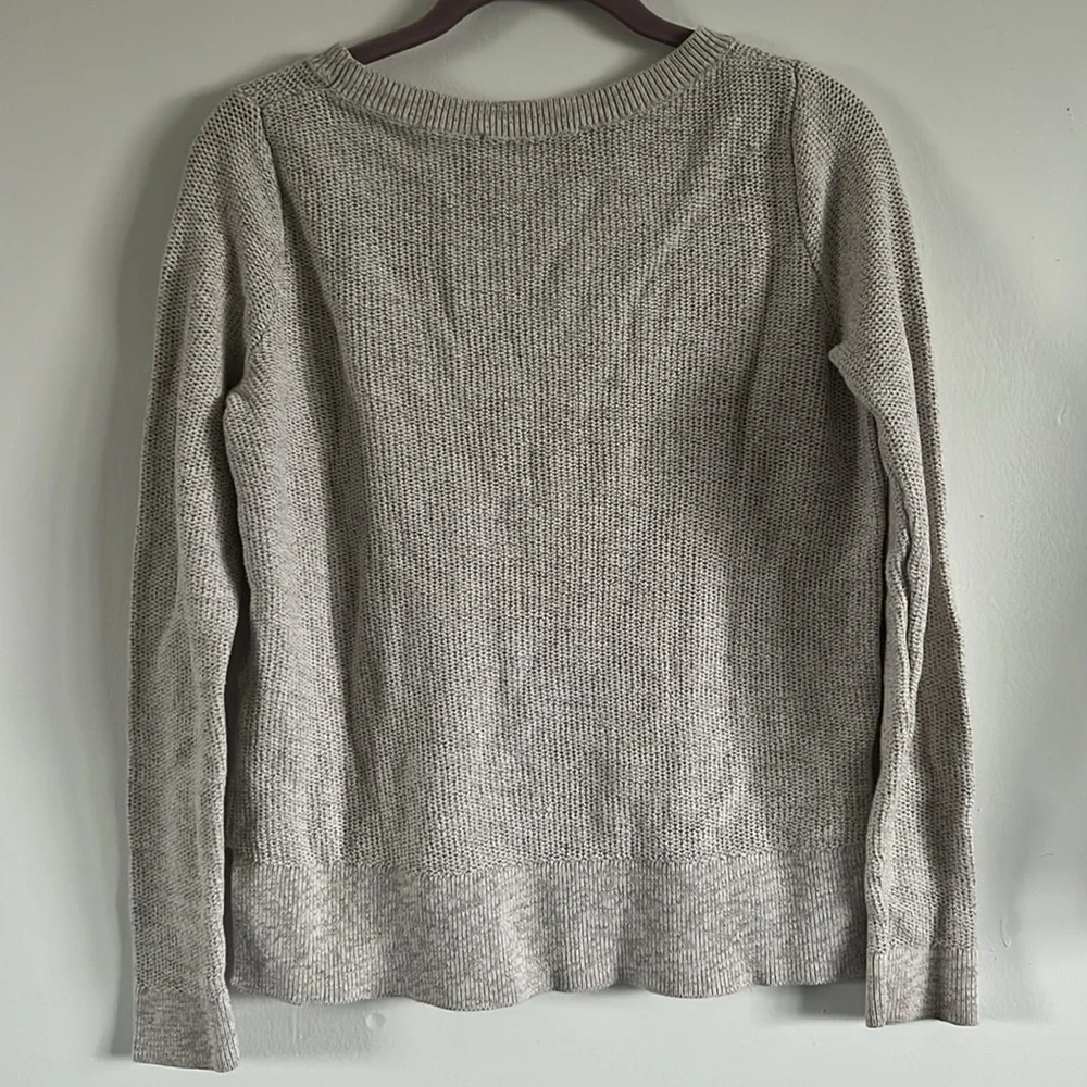 100% cotton knit sweater in a cream / soft white from Loft - Picture 5 of 6